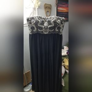 Size 16 Black Prom Dress